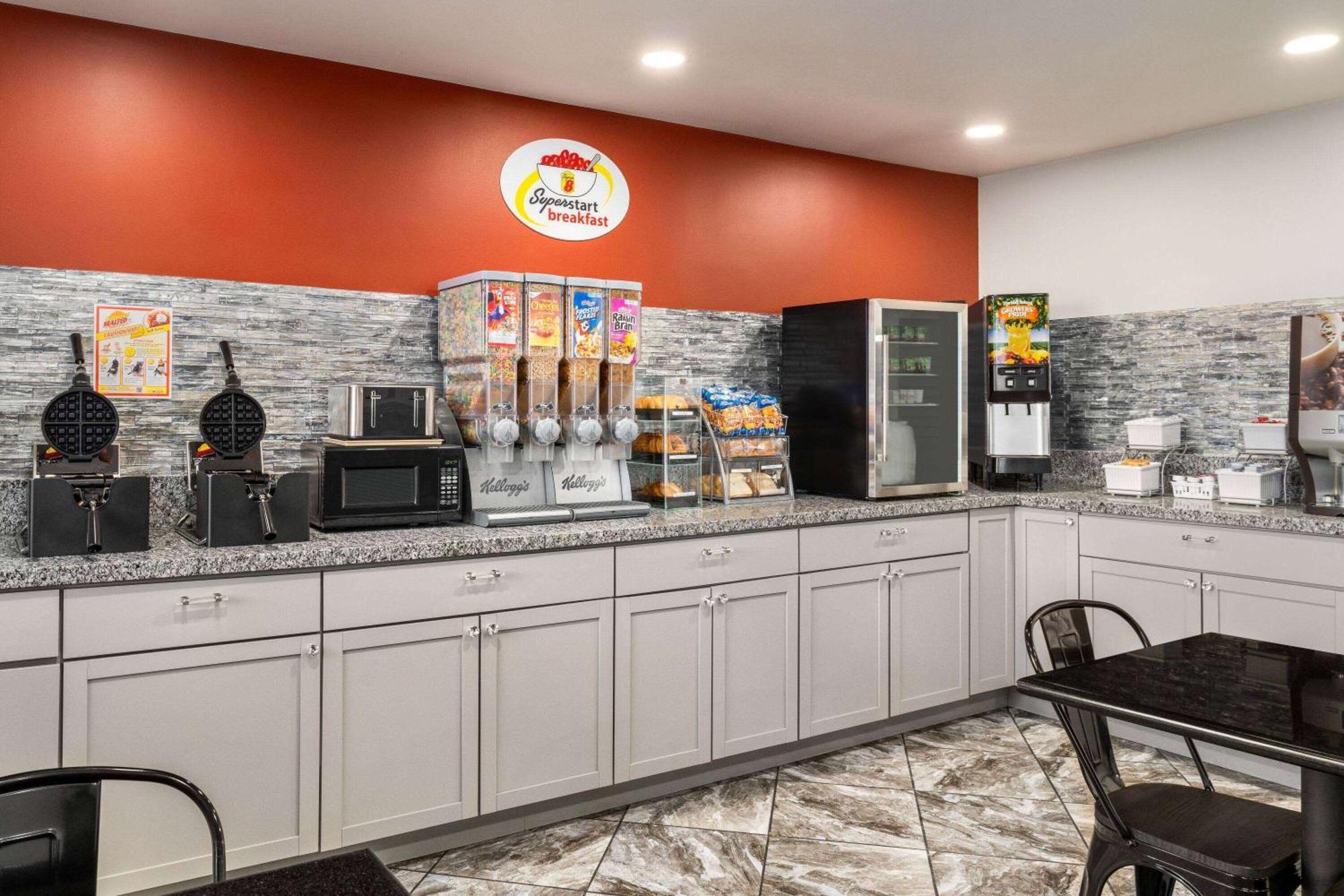 Motel Super 8 By Wyndham Edinburgh 2*