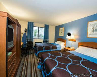 Super 8 By Wyndham Edinburgh 2*