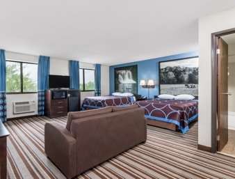 Super 8 By Wyndham Edinburgh Motel 2*