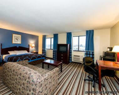 Super 8 By Wyndham Edinburgh Motel