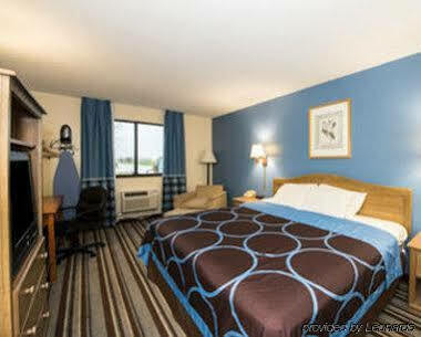 Super 8 By Wyndham Edinburgh Motel